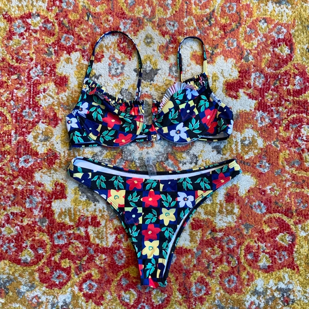 Floral Checkered Vintage Style SHEIN Bikini Size Large